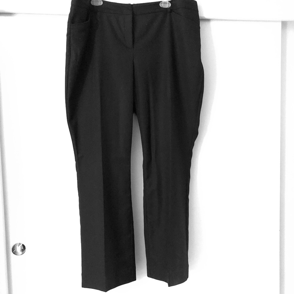 Trousers with Black/White dots pattern